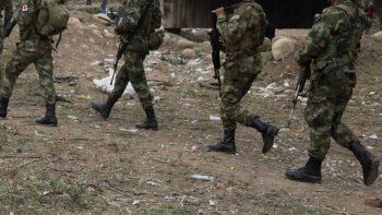 Conmoción en Colombia: una niña fue violada por ocho militares