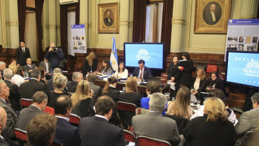 Qué proyecto opositor sobre el endeudamiento del Estado podría frenar el acuerdo con el FMI