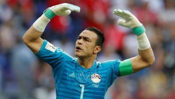 45 años y 161 días: el arquero de Egipto se convirtió en el futbolista más veterano en jugar un Mundial