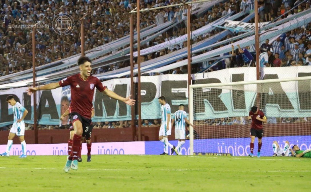 Mena, en contra, dejó a Racing con las manos vacías ante un Lanús que se subió a la cima