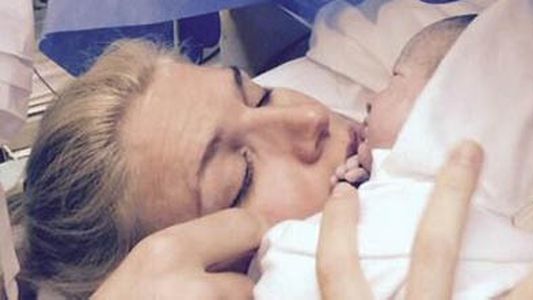 Nació Constantino, el hijo de Carolina Oltra: fotos