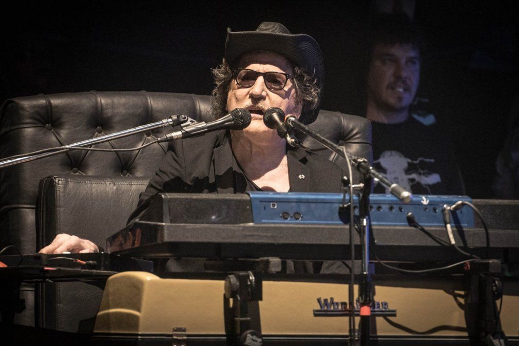El fuerte insulto de Charly García a Macri en pleno show en Córdoba