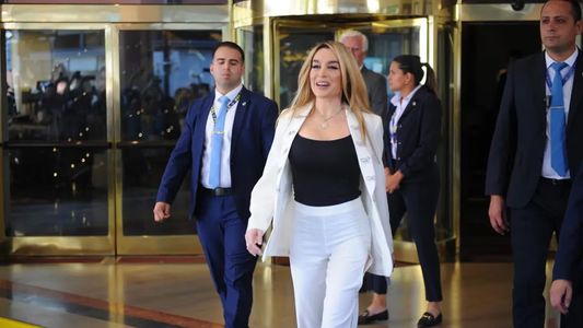 Así fue el look que usó Fátima Florez para acompañar a Javier Milei en la asunción presidencial