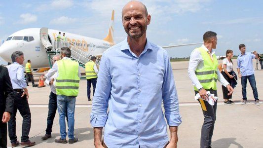 Luego de que el Gobierno anunciara que los vuelos regionales operarán desde Aeroparque, Dietrich cuestionó la medida
