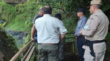 un turista murio al caer a las cataratas del iguazu un turista murio al caer a las cataratas del iguazu
