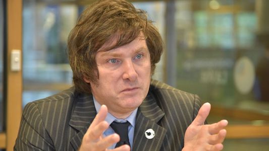 Presupuesto 2023: Javier Milei se fue de Diputados y le preguntaron a Cecilia Moreau dónde estaba