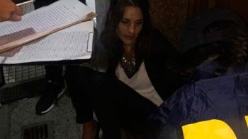 Así detenían a la mujer acusada de hacerse pasar por la jefa de prensa de Juliana Awada