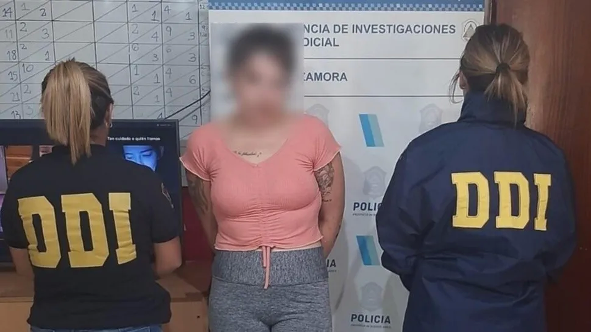 Una joven de 19 años y su pareja de 21 fueron detenidos acusados de abuso sexual a una menor de 5 años