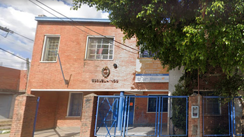 Terror en una escuela: un alumno fue baleado por un compañero de 17 años