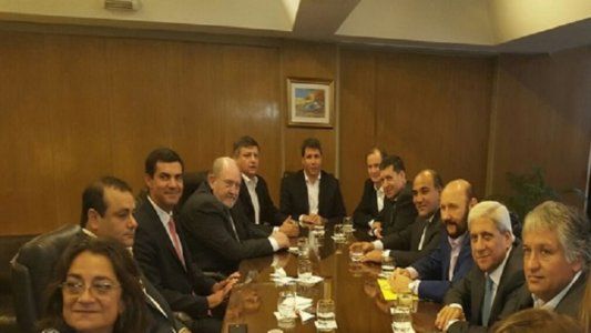 A los gobernadores del PJ se les acaba la paciencia y salen duro a cruzar a Macri