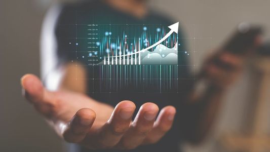 Inversiones para principiantes: cómo manejan sus ahorros los gurúes de Wall Street y qué se puede aprender de ellos