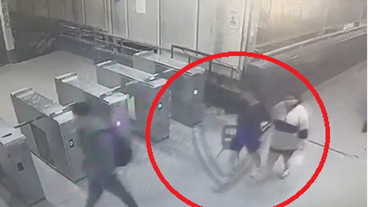 Desesperada búsqueda de dos amigas de 13 y 17 años: el detalle revelador que dio la mamá