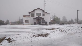 nieve en primavera: cordoba y mendoza amanecieron con fuertes nevadas nieve en primavera: cordoba y mendoza amanecieron con fuertes nevadas