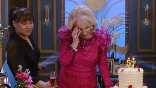 El llanto en vivo de Mirtha Legrand por la sorpresa que le dieron en su programa: Hay que avisar estas cosas