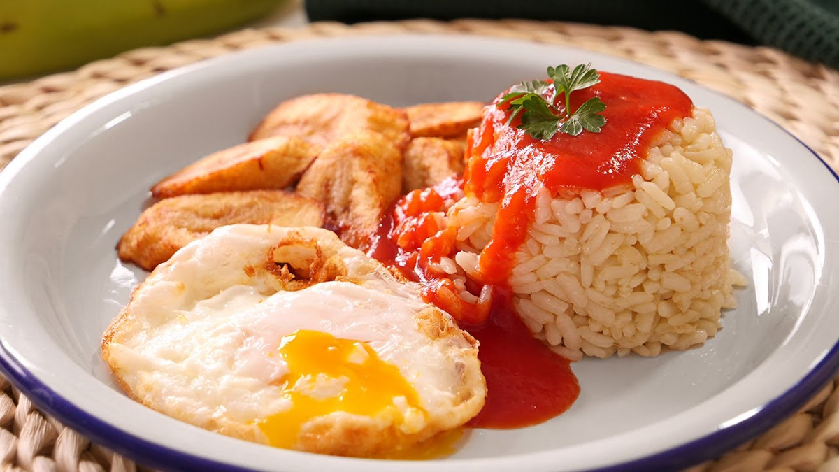 ARROZ A LA CUBANA Receta: La Opción Más Versátil Para El Almuerzo O La Cena