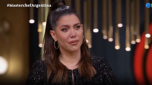 Las sentidas palabras y el abrazo de Wanda Nara al último eliminado de MasterChef: Todo el país...