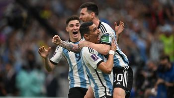 Lionel Messi, Ángel di María y Julián Álvarez, durante la victoria ante México (Foto: Télam). Lionel Messi, Ángel di María y Julián Álvarez, durante la victoria ante México (Foto: Télam).