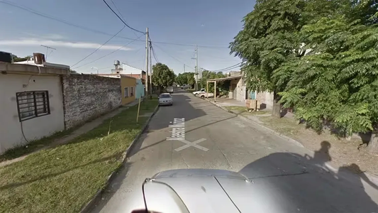 Ituzaingó: cortaban la calle para festejar Año Nuevo y mataron a un penitenciario