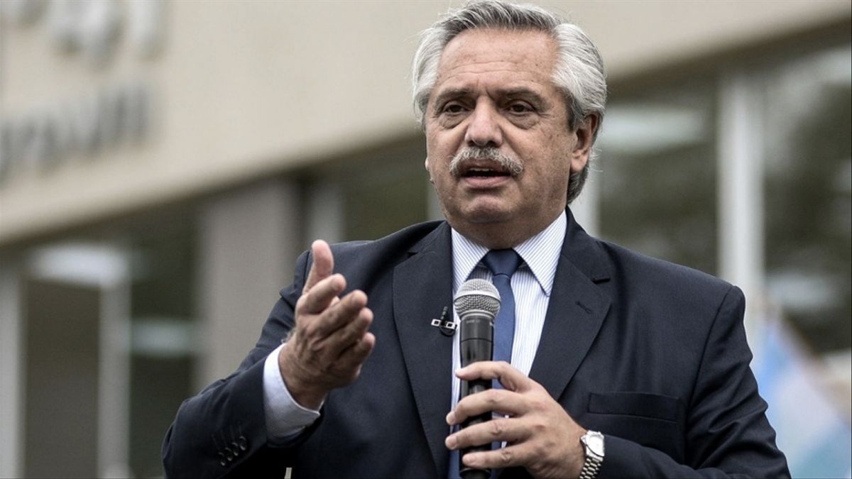 Alberto Fernández criticó a los argentinos que compran dólares para viajar al exterior