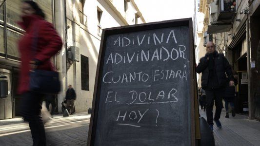 En mis 34 años de vida es la tercera vez que veo morir a mi país