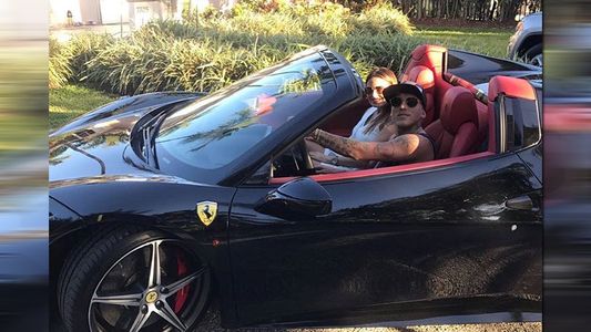 Silvina Luna y El Polaco pasean en Ferrari por Miami