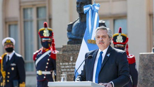 Alberto Fernández, en el homenaje a San Martín: Hoy el orgullo nacional se gana plantándose frente a los acreedores
