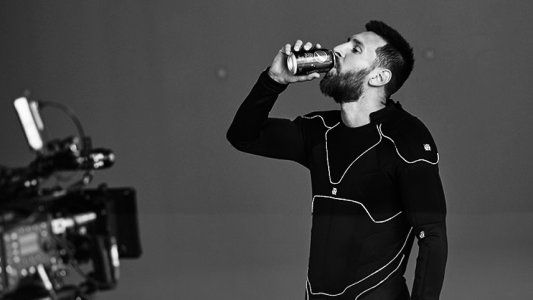 Messi, junto a Salah y Pogba, protagoniza la publicidad de una reconocida gaseosa