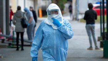 Francia y España analizan extender el aislamiento total, mientras Alemania llega a los 10.000 contagios