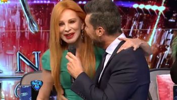 Nacha Guevara volvió al jurado y Tinelli le dio la bienvenida