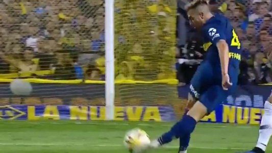 Buffarini tiró una rabona que enfureció a los futbolistas del Ciclón