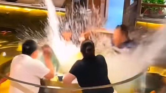 Video de la tremenda explotación de una mesa en un restaurante durante una cena