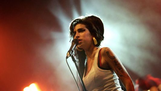 Diez años sin Amy Winehouse. Su música, su poesía y su exploración del abismo