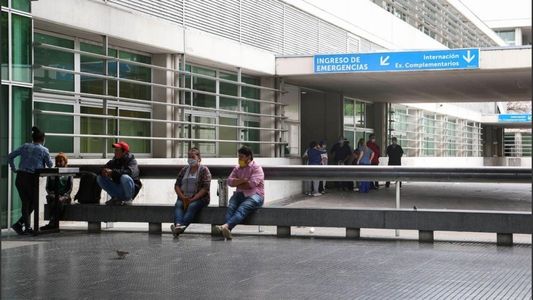 Horror en Rosario: le dispararon en la cabeza a un hombre en la puerta de su casa