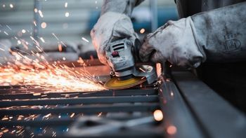 La industria PYME tuvo un avance mayor a 2% en 2022