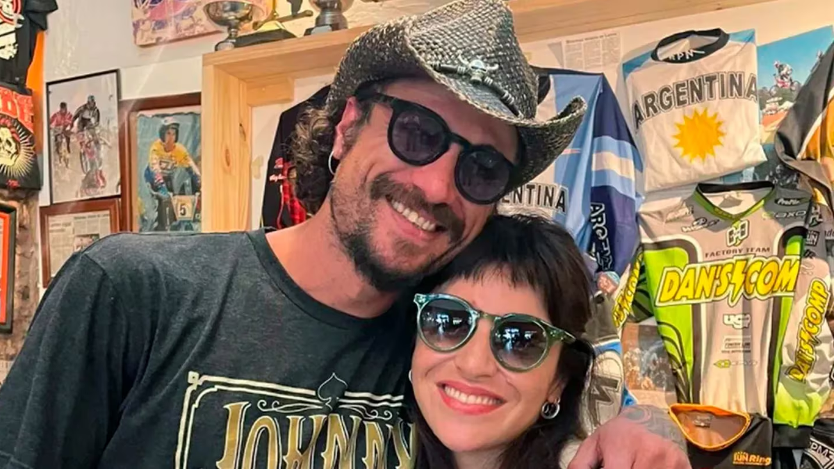 Aseguran que Gianinna Maradona y Daniel Osvaldo fueron juntos al teatro y a cenar con Martín Bossi