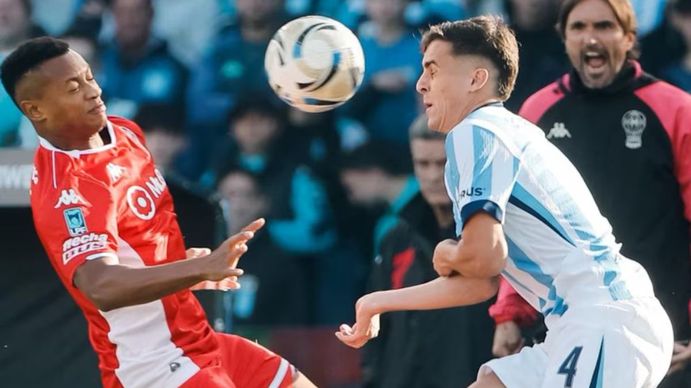Racing y Huracán empataron 0-0  y clasificaron a los playoffs del Torneo Apertura