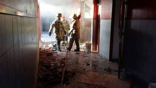 A un mes de la explosión, siguen sin clases las escuelas públicas de Moreno y no saben cuándo volverán a las aulas