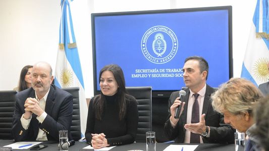 El Gobierno replantea el diálogo con la CGT y congela por ahora las reformas laboral y previsional