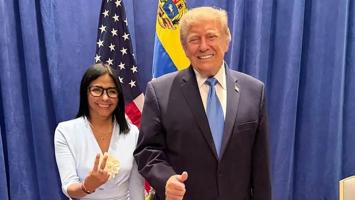 Delcy Rodr&iacute;guez con Donald Trump en Nueva York. En la ONU habl&oacute; de elecciones para Venezuela, pero sin una fecha concreta. (Foto: Gentileza El Nacional)