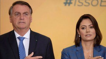 Tras la derrota en las elecciones, la prueba que demuestra que Jair Bolsonaro está en crisis con su esposa