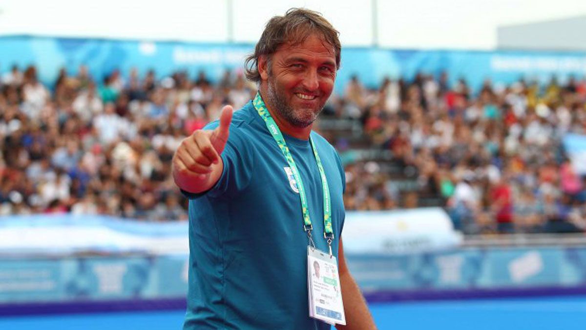 Chapa Retegui sumó un nuevo éxito como conductor de los seleccionados de hockey.