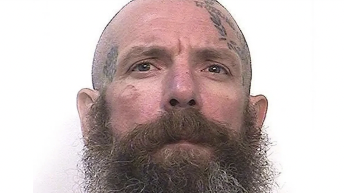 Jonathan Watson de 43 años
