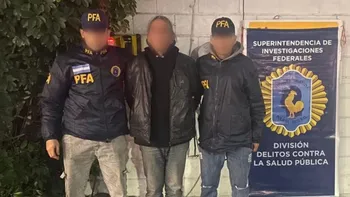 Horror tras la detención de un hombre acusado de abusar y dejar a su hijastra embarazada