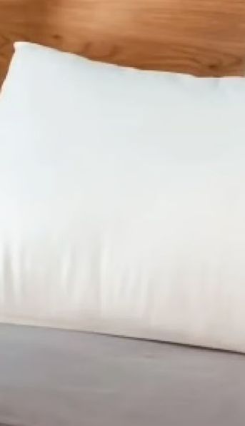 No tires las almohadas viejas en tu casa, tenés un tesoro: así podés reutilizarlas
