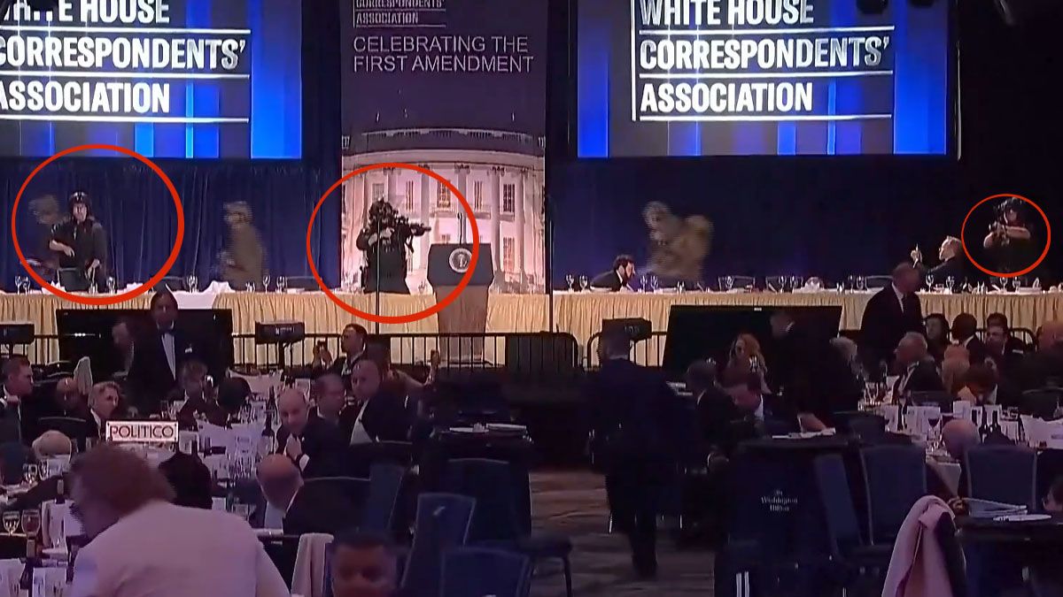 Protocolos de seguridad en revisión. El FBI, fuertemente armado controla en lugar central. Trump ya fue evacuado del lugar. (Foto: Reuters)