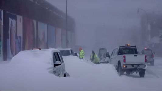 Tormenta de nieve en Estados Unidos: murieron congelados adentro de sus autos
