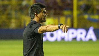 Ibarra habló sobre los rumores de su salida en Boca, se enojó con un periodista y dio un contundente mensaje