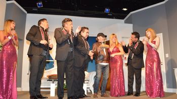 Fotos: Adriana Brodsky festejó su cumpleaños en el escenario