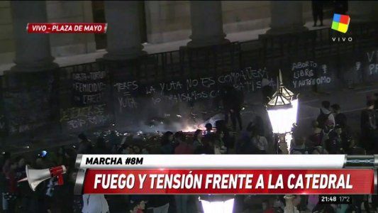 Incidentes en Plaza de Mayo después del 8M