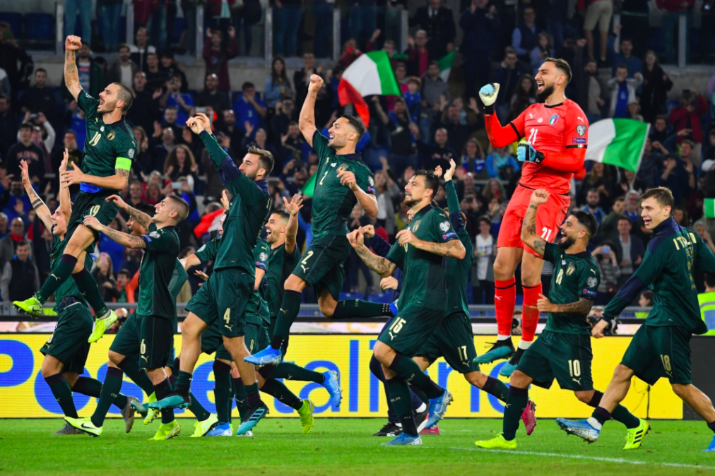 Italia le ganó 2-0 a Grecia y se transformó en el segundo equipo clasificado a la Euro 2020